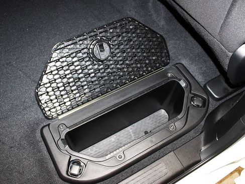 New 2026 RAM 1500 4x4 Crew Cab image 36
