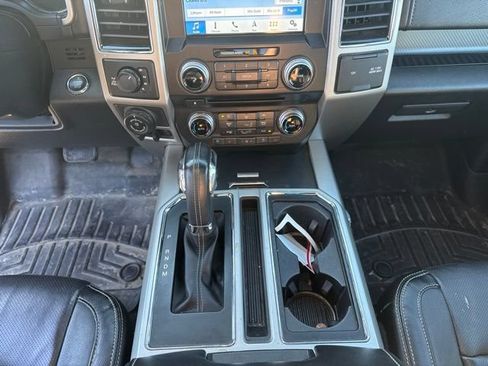 Used 2018 Ford F150 Lariat w/ Equipment Group 502A Luxury AWD/4WD image 21