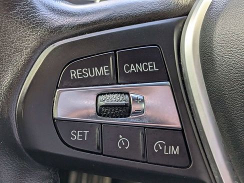 Used 2020 BMW 330i Sedan w/ Convenience Package RWD image 25