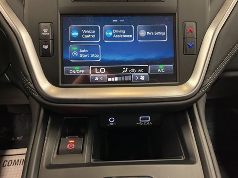 Certified 2025 Subaru Legacy image 24