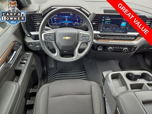 Used 2023 Chevrolet Silverado 1500 LT AWD/4WD image 11
