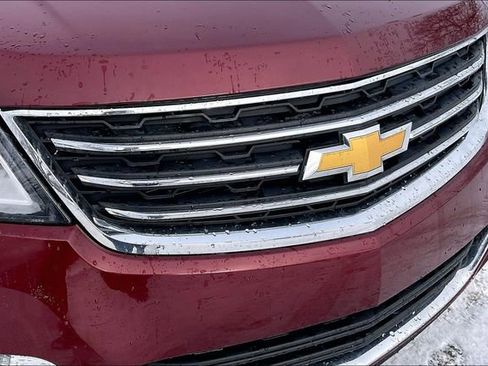 Used 2017 Chevrolet Traverse LT w/ Style and Technology Package image 30