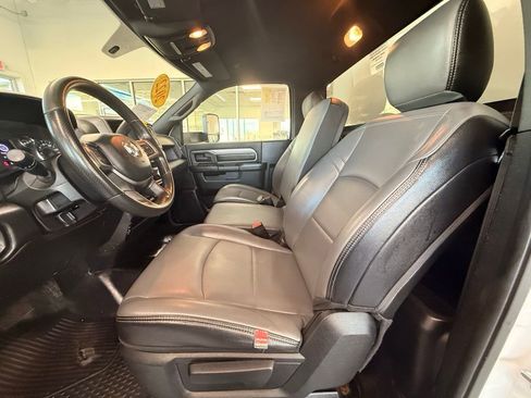 Used 2022 RAM 4500 Tradesman image 22