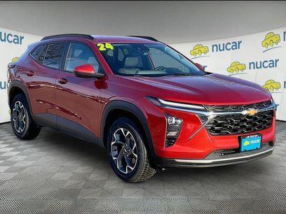 Used 2024 Chevrolet Trax LT w/ Driver Confidence Package