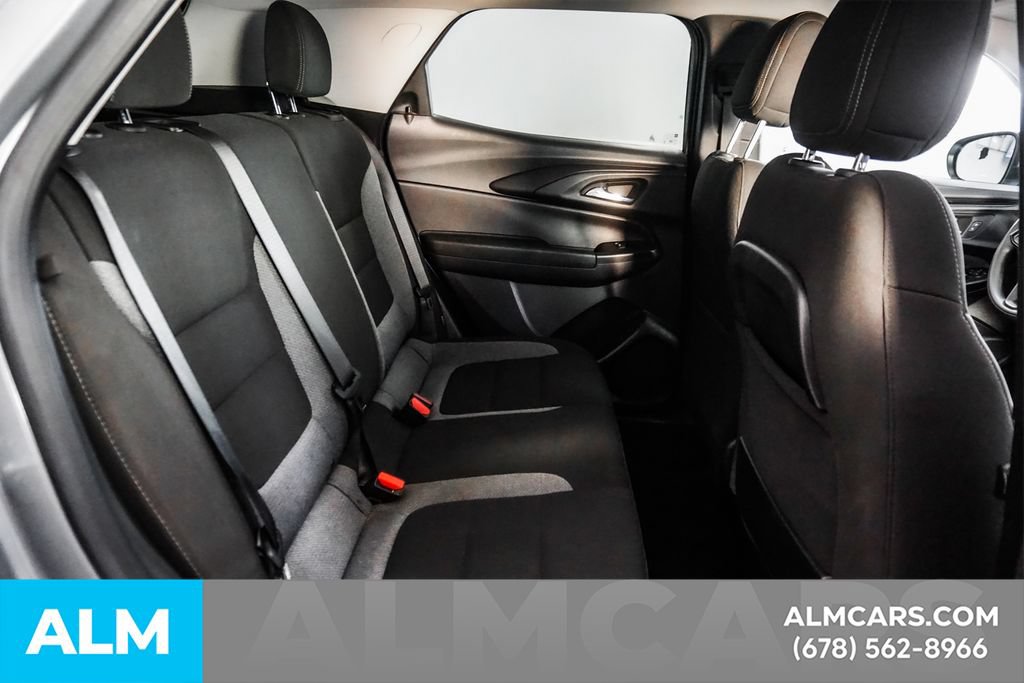 Used 2023 Chevrolet TrailBlazer LT FWD image 19