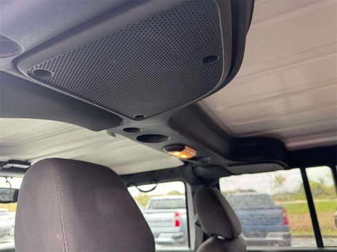 Used 2016 Jeep Wrangler Unlimited Sport w/ Power Convenience Group image 8