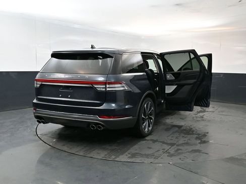 Used 2021 Lincoln Aviator Reserve w/ Equipment Group 202A AWD/4WD image 28