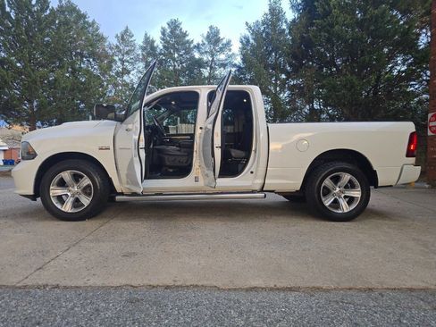 Used 2015 RAM 1500 Sport w/ Sport Premium Group image 5