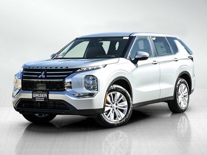 New 2025 Mitsubishi Outlander ES