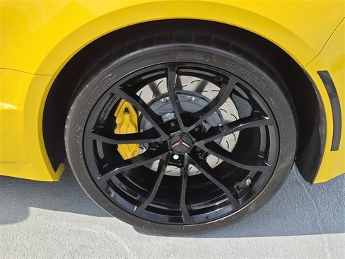 Used 2019 Chevrolet Corvette Grand Sport image 11