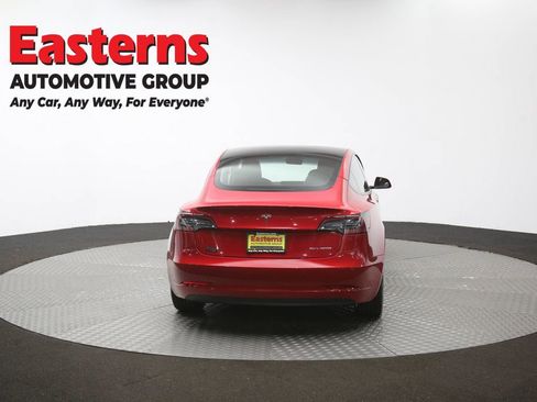 Used 2022 Tesla Model 3 Long Range AWD/4WD image 32