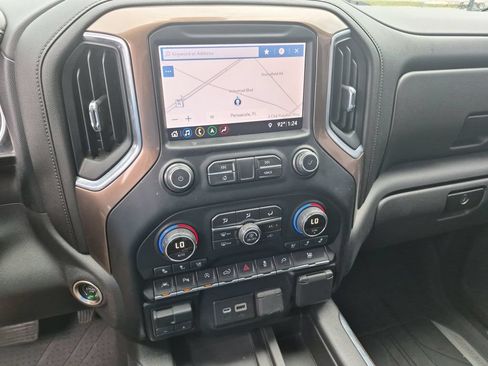 Used 2019 Chevrolet Silverado 1500 High Country w/ Trailer Camera Package AWD/4WD image 31