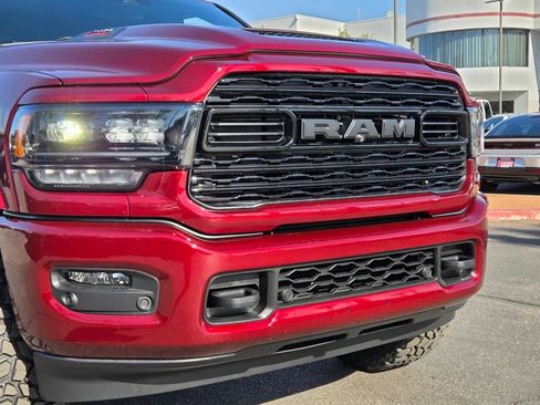 Used 2024 RAM 2500 Limited AWD/4WD image 8