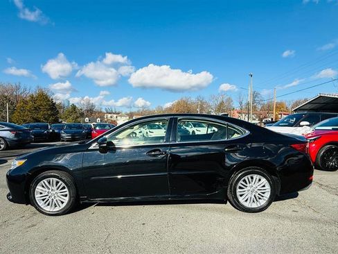 Used 2015 Lexus ES 350 w/ Luxury Package image 2