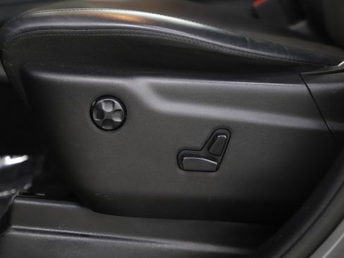 Used 2020 Jeep Grand Cherokee Altitude image 28