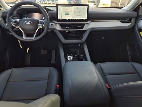 New 2026 Ford Explorer Active w/ Active Comfort Package image 19