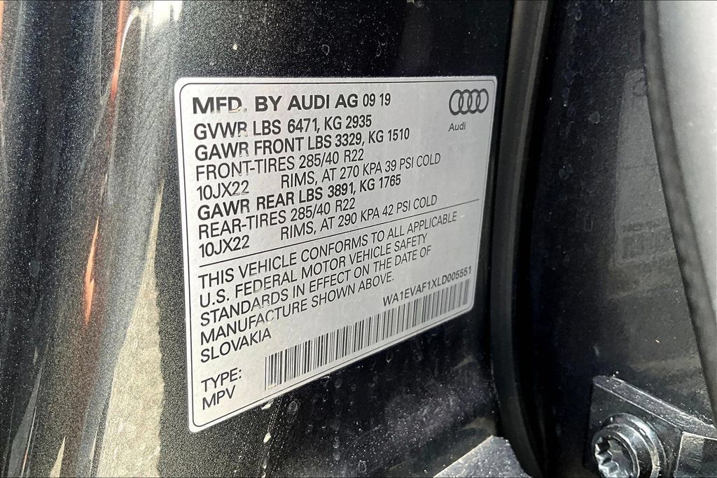 Used 2020 Audi Q8 Premium Plus w/ Premium Plus Package AWD/4WD image 19