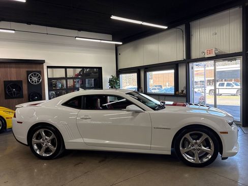 Used 2015 Chevrolet Camaro SS w/ RS Package image 17