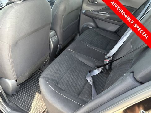 Used 2021 Nissan Kicks SV image 30