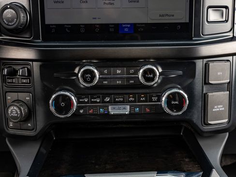 Used 2023 Ford F250 Lariat image 27