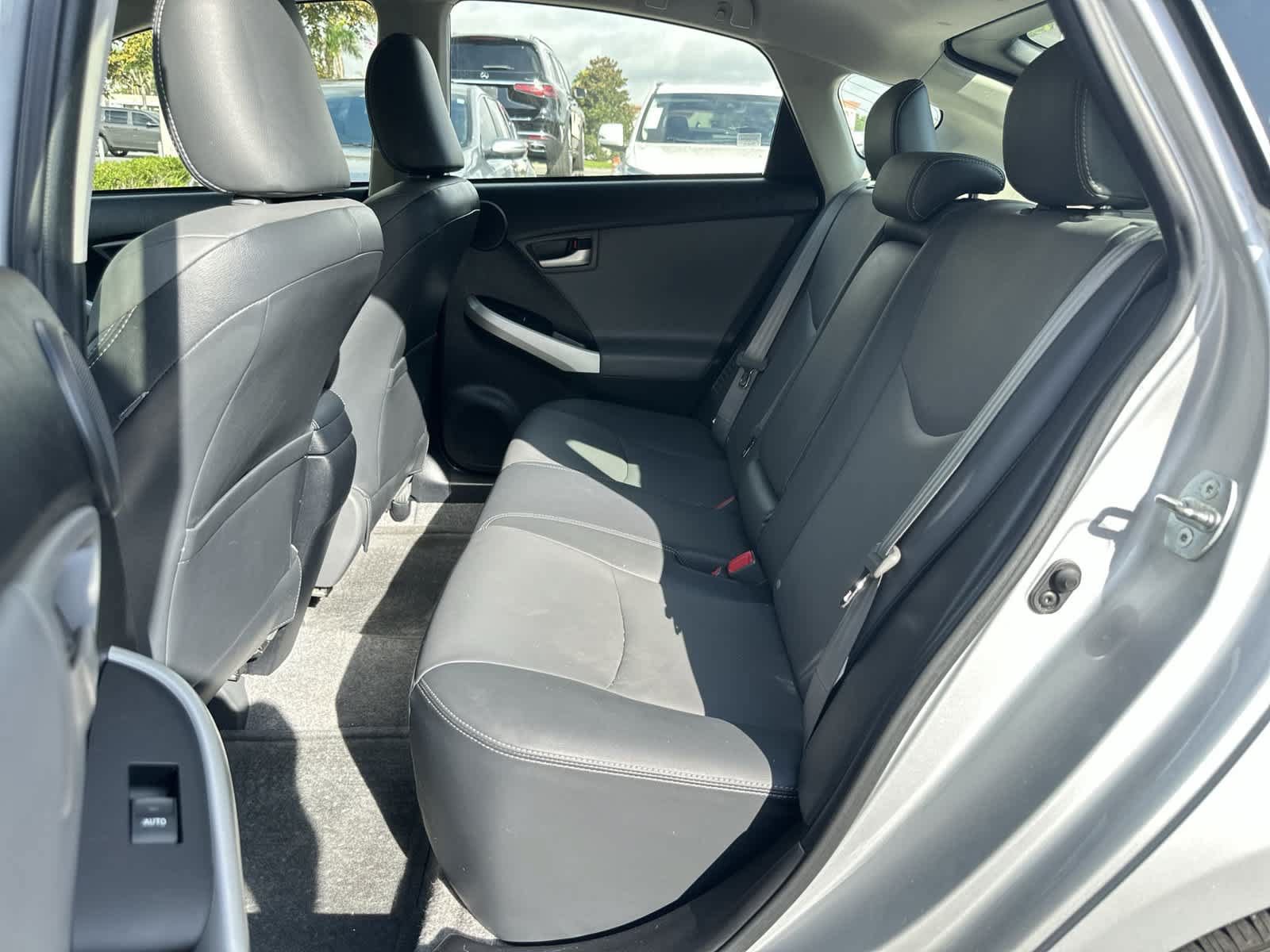 Used 2015 Toyota Prius Four FWD image 15