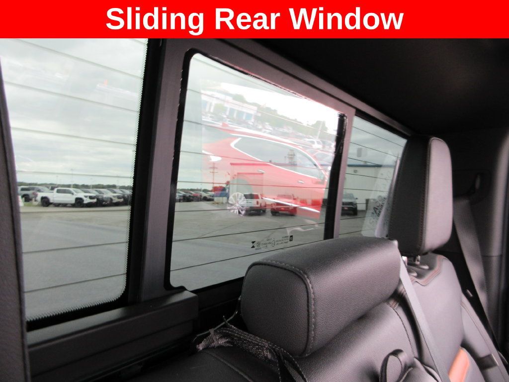 Used 2026 GMC Sierra 2500 AT4 w/ AT4 Premium Plus Package AWD/4WD image 29