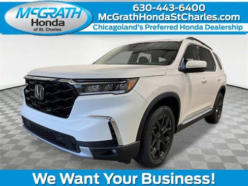 New 2025 Honda Pilot Touring image 1