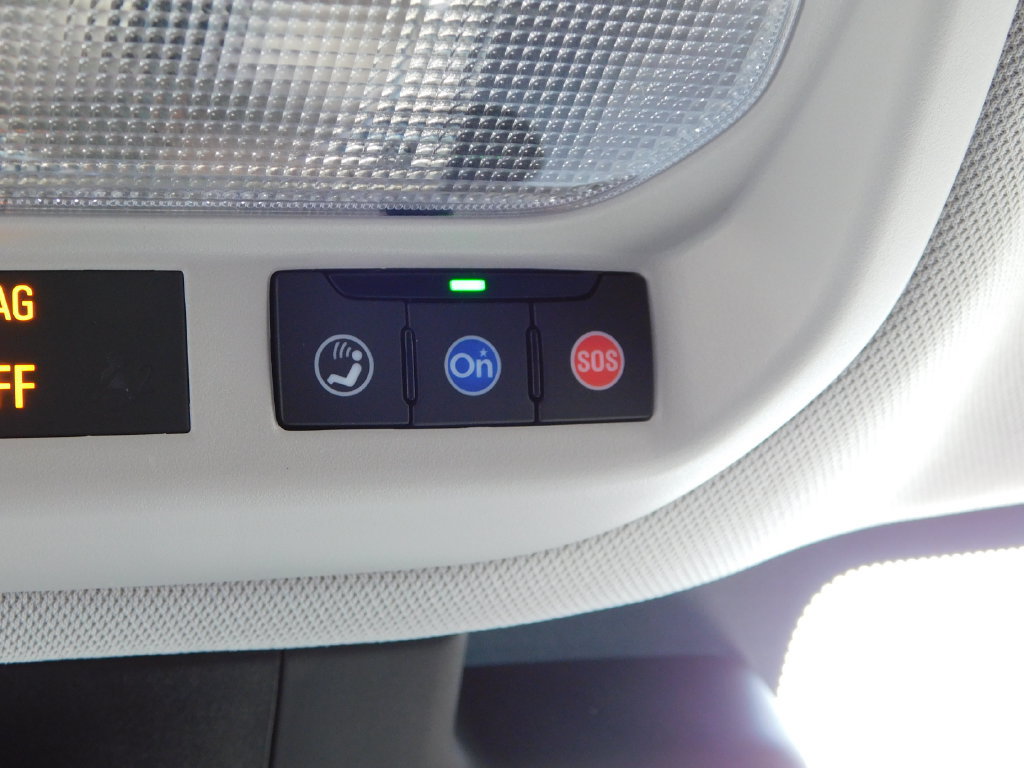 Used 2025 Chevrolet Trax LT FWD image 35