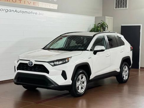 Used 2019 Toyota RAV4 LE AWD/4WD image 7