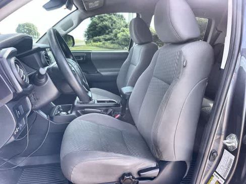 Used 2021 Toyota Tacoma SR w/ SR Convenience Package RWD image 11