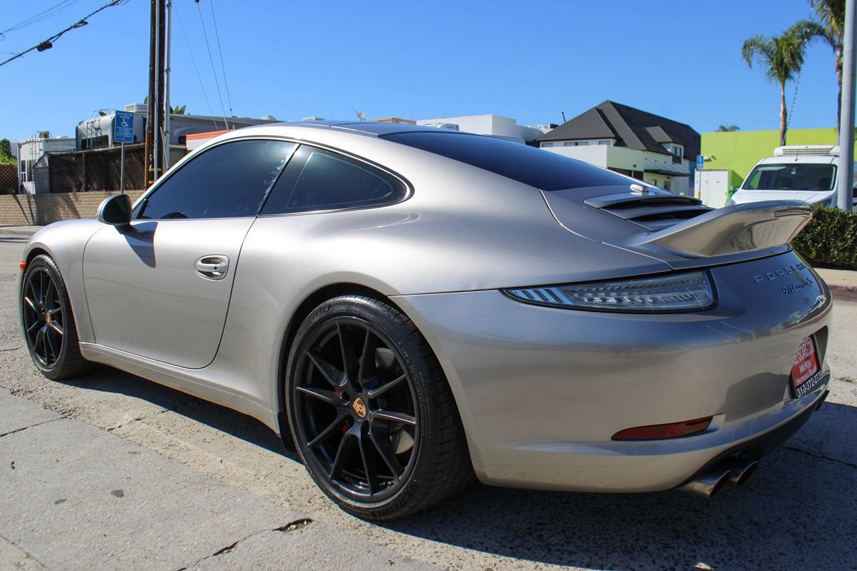 Used 2013 Porsche 911 Carrera S w/ Sportdesign Pkg RWD image 3