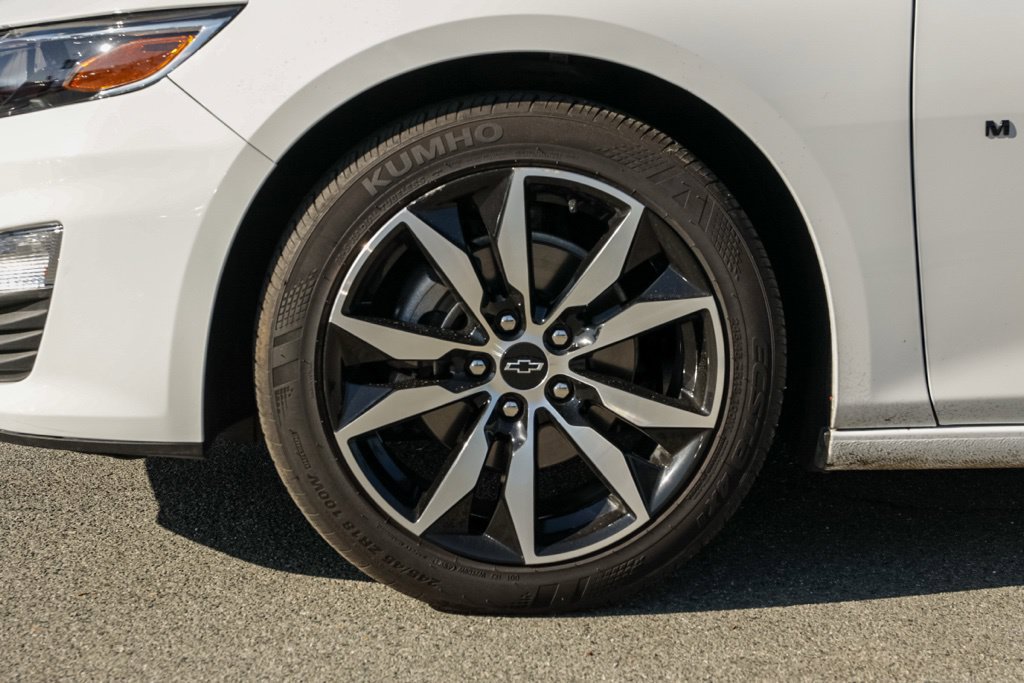 Used 2025 Chevrolet Malibu RS FWD image 12