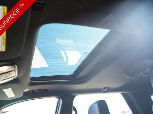 Used 2021 Dodge Durango R/T w/ Blacktop Package image 30