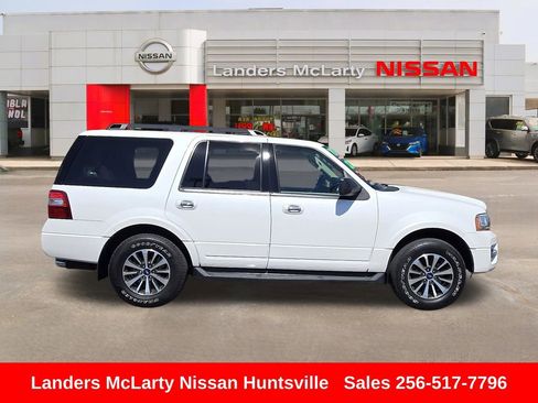 Used 2015 Ford Expedition XLT w/ Equipment Group 202A image 2