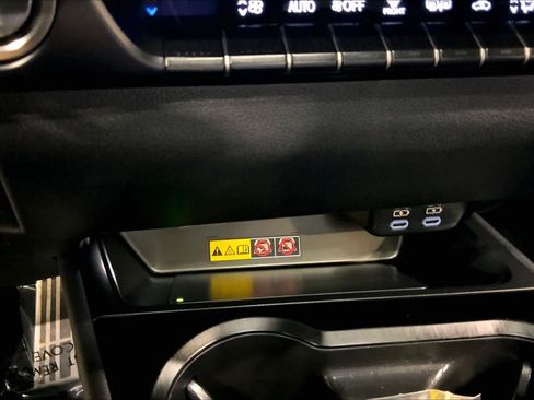 Certified 2025 Lexus UX 300h F SPORT Handling image 36