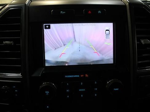 Used 2018 Ford F150 XLT w/ Equipment Group 302A Luxury image 4