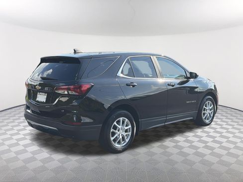 Used 2024 Chevrolet Equinox LT FWD image 5