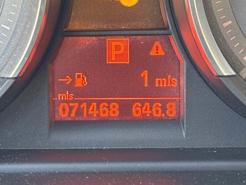 Used 2013 BMW Z4 sDrive35is image 9