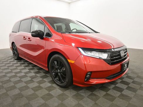 Certified 2023 Honda Odyssey Sport image 10