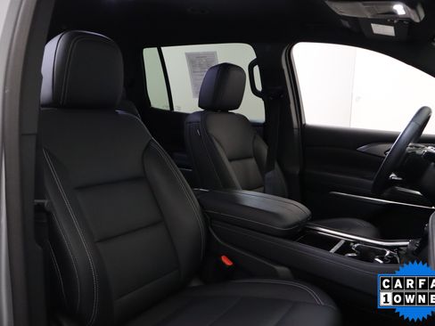 Used 2024 Chevrolet Traverse LT w/ Midnight/Sport Edition FWD image 20