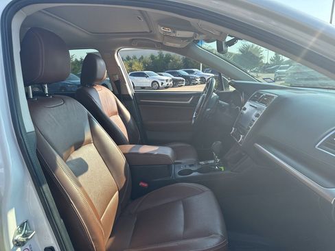 Used 2018 Subaru Outback 3.6R Touring w/ Protection Package #1 image 10