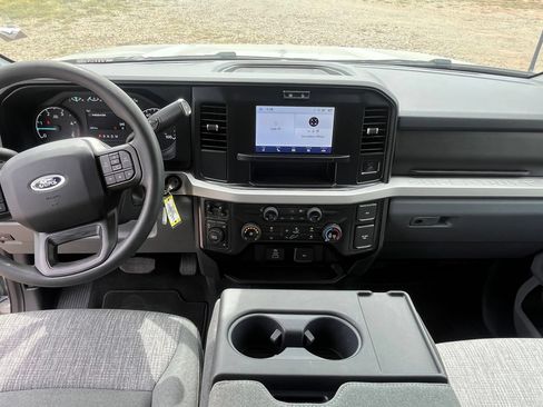 Used 2026 Ford F450 XLT w/ FX4 Off-Road Package AWD/4WD image 15
