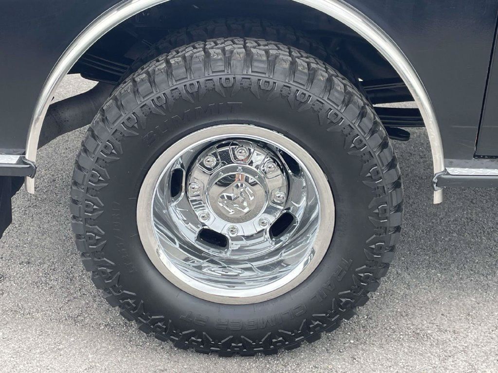 Used 2022 RAM 3500 Tradesman AWD/4WD image 18