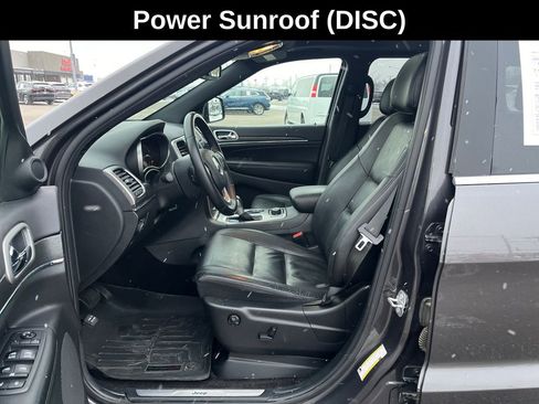 Used 2018 Jeep Grand Cherokee Limited image 12