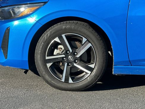 Used 2024 Nissan Sentra SV image 23