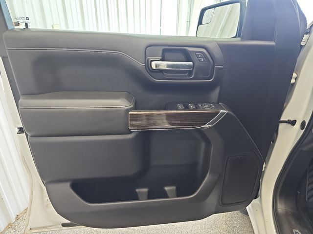 Used 2022 Chevrolet Silverado 1500 LT AWD/4WD image 10