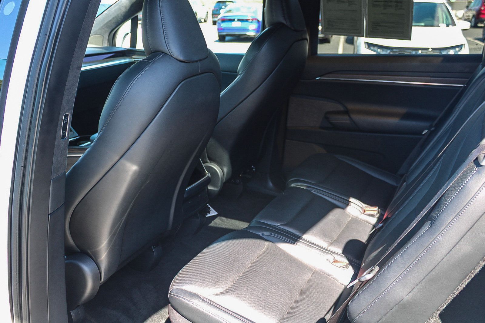 Used 2023 Tesla Model X AWD/4WD image 20