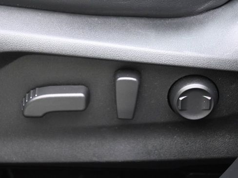 Used 2023 Subaru Forester Limited image 13