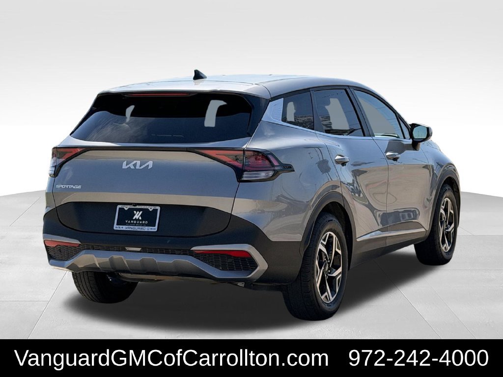 Used 2024 Kia Sportage LX FWD image 9