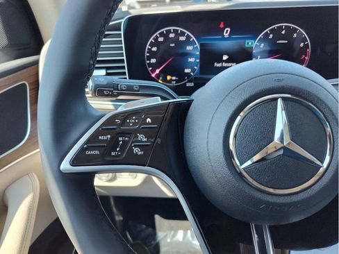 Certified 2025 Mercedes-Benz GLE 350 4MATIC image 18